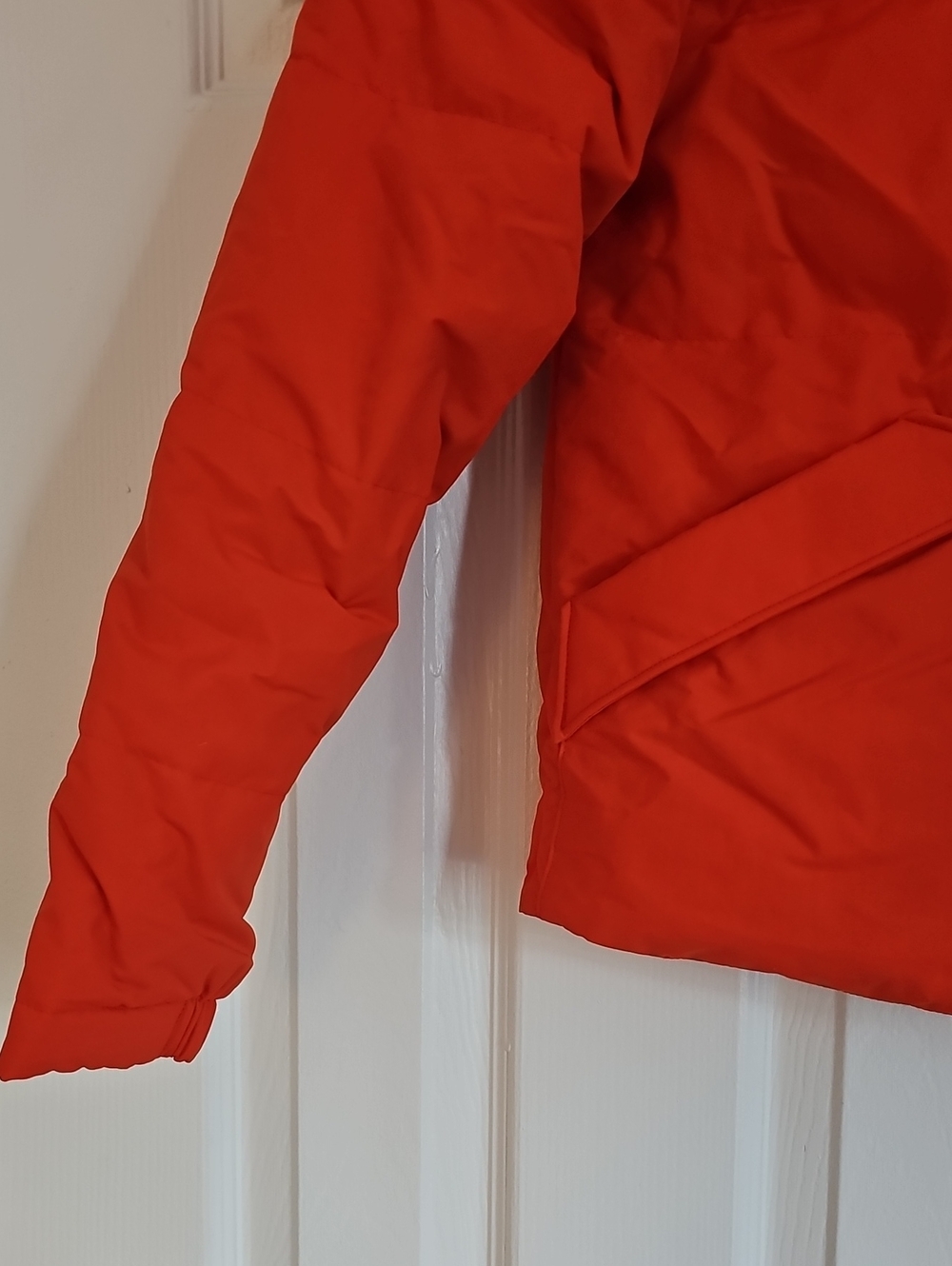 Patagonia Womens Downdrift Jacket Sizzle Red Small - Picture 3 of 8